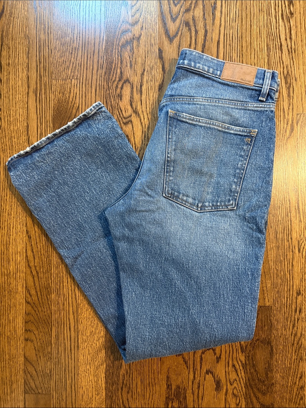 Madewell Women's Blue Relaxed Bootcut Jeans. High waist. Size 30. 31.5” inseam